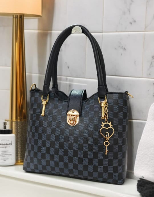Classic Black Checkered Handbag – Elegance Redefined